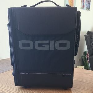 OGIO Black Locker Bag for Men